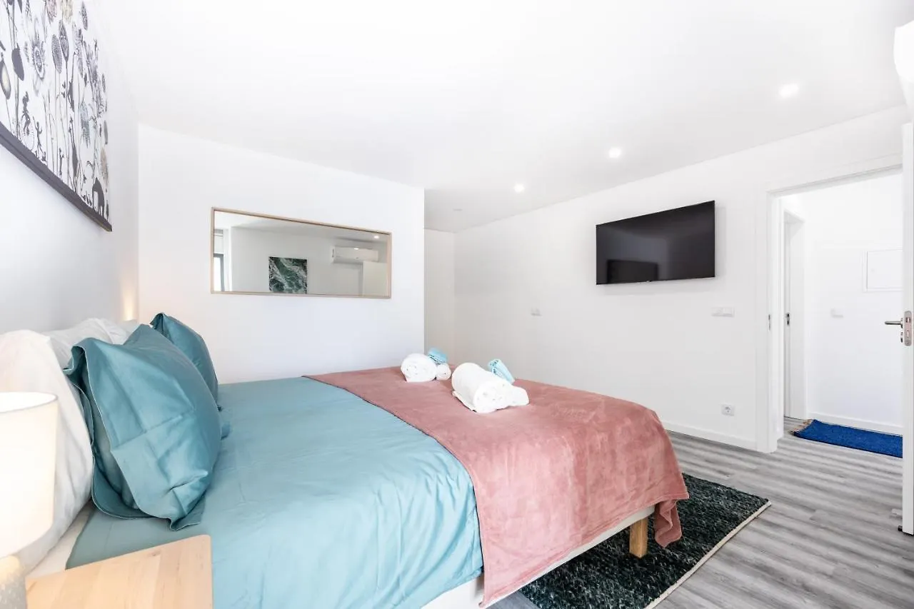 Frontline Seaview Apartment Budens Portugal
