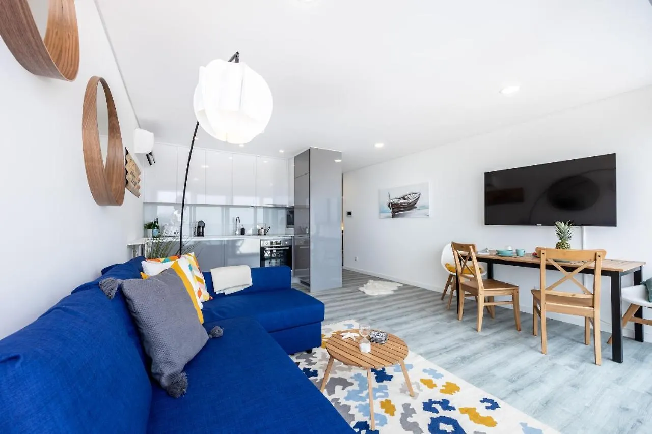 Frontline Seaview Apartment Budens