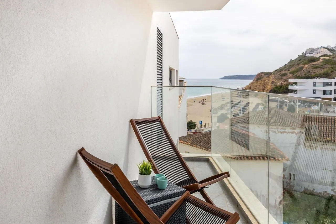 Frontline Seaview Apartment Budens