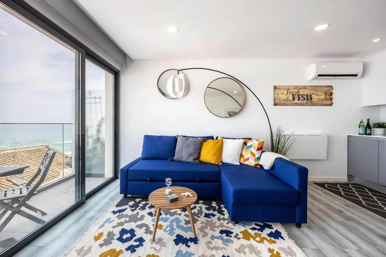Frontline Seaview Apartment Budens
